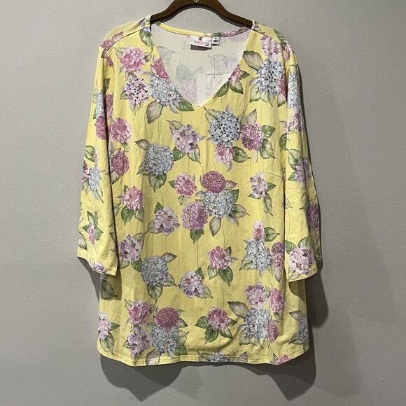 Quacker Factory Shirt Women’s 2X Yellow Floral Hydrangea Top Rhinestone - Picture 1 of 7